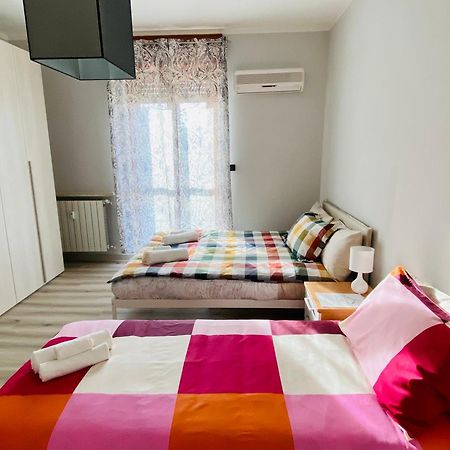 Elegante Appartamento Tre Amis - Doppio Garage & Free Wifi - Ac Centallo Kültér fotó