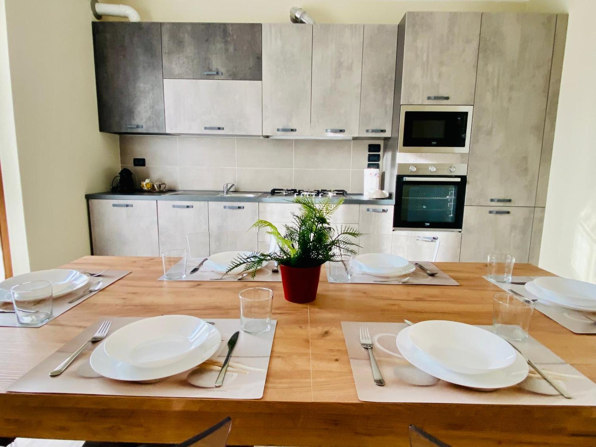 Elegante Appartamento Tre Amis - Doppio Garage & Free Wifi - Ac Centallo Kültér fotó
